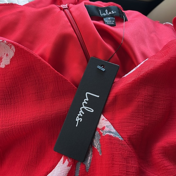 NEW Lulus Love in Bloom Red Floral Print Off-the-Shoulder High-Low Dress Small - Picture 5 of 5